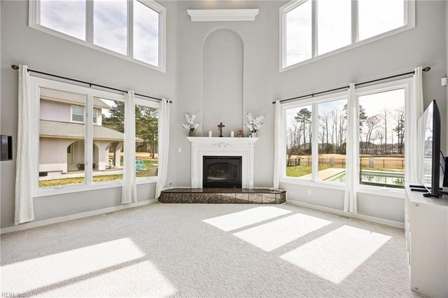 1207 Masters ROW, Chesapeake, VA 23320