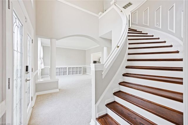 1207 Masters ROW, Chesapeake, VA 23320