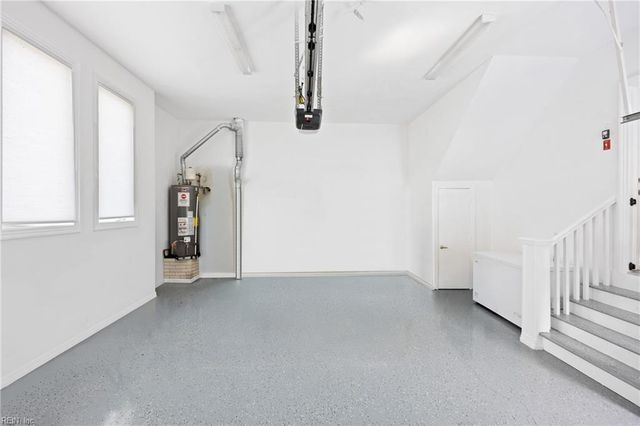 1207 Masters ROW, Chesapeake, VA 23320