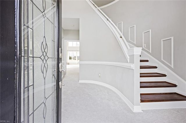 1207 Masters ROW, Chesapeake, VA 23320