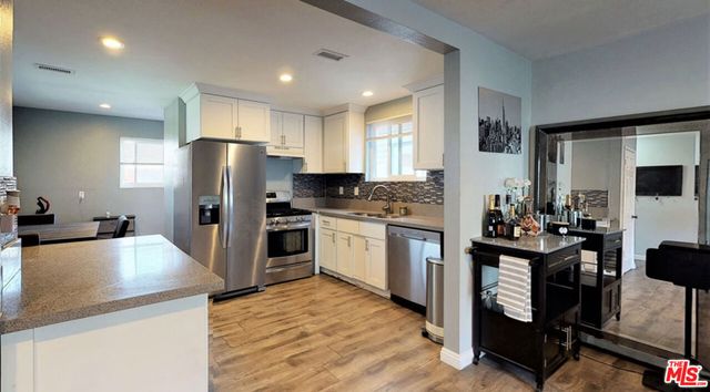 936 W 78th Street, Los Angeles, CA 90044