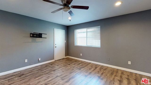 936 W 78th Street, Los Angeles, CA 90044