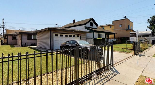 936 W 78th Street, Los Angeles, CA 90044