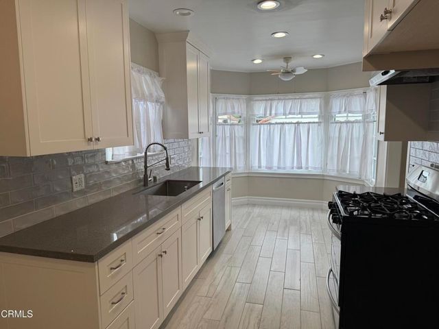 920 Summit Drive, South Pasadena, CA 91030