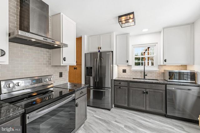 20550 NEERWINDER ST, Germantown, MD 20874