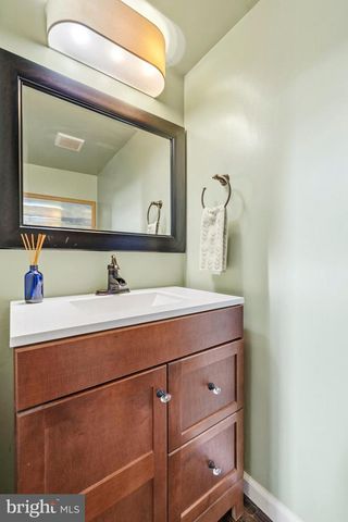 20550 NEERWINDER ST, Germantown, MD 20874