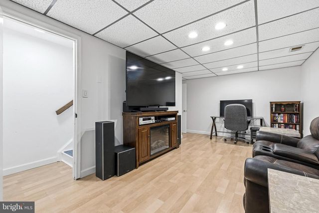 20550 NEERWINDER ST, Germantown, MD 20874