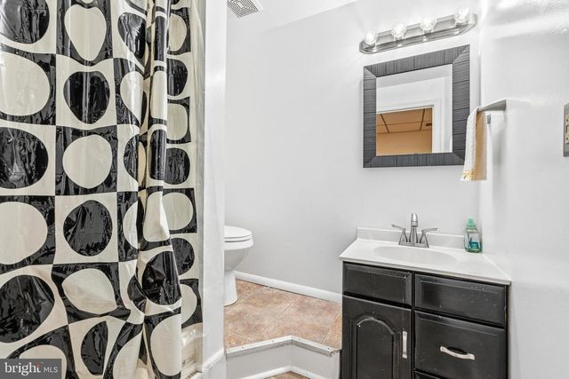 20550 NEERWINDER ST, Germantown, MD 20874