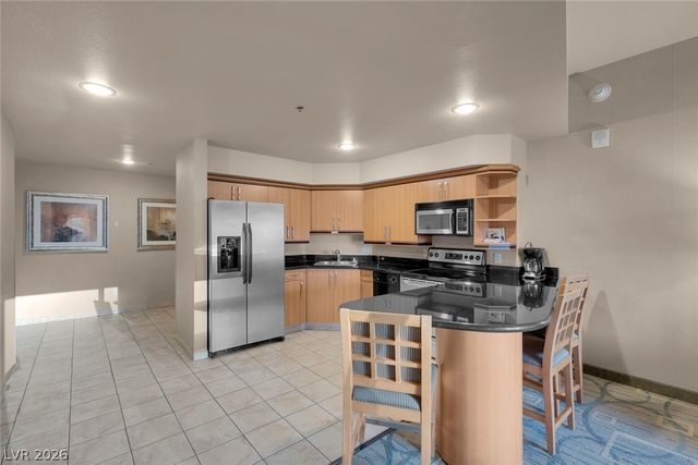 211 East Flamingo Road 304, Las Vegas, NV 89169