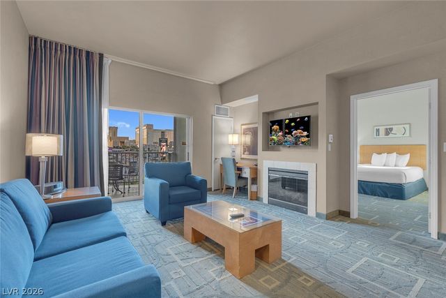 211 East Flamingo Road 304, Las Vegas, NV 89169