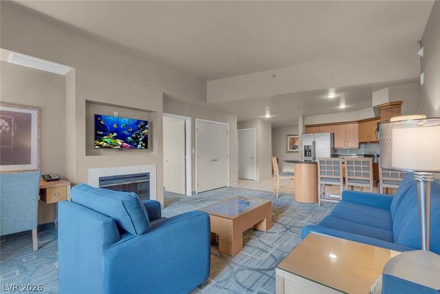 211 East Flamingo Road 304, Las Vegas, NV 89169