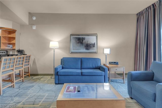 211 East Flamingo Road 304, Las Vegas, NV 89169