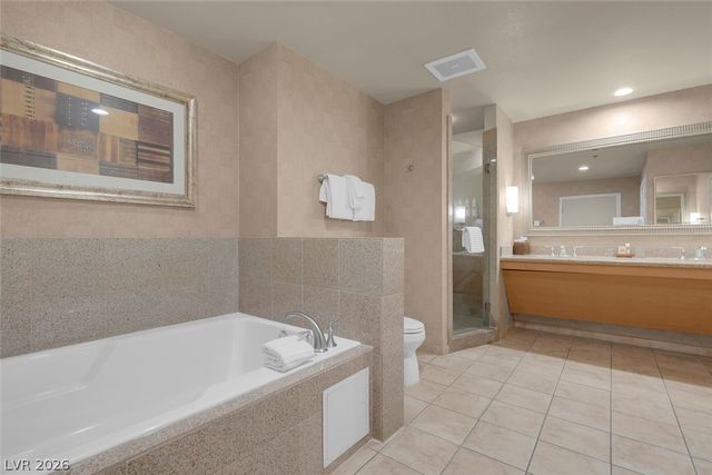 211 East Flamingo Road 304, Las Vegas, NV 89169