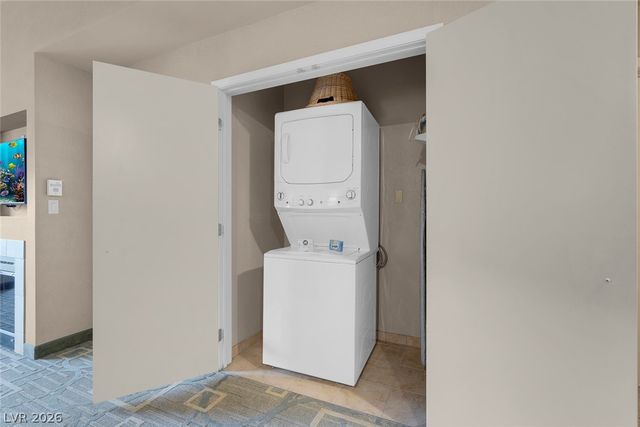 211 East Flamingo Road 304, Las Vegas, NV 89169