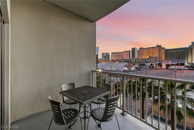 211 East Flamingo Road 304, Las Vegas, NV 89169