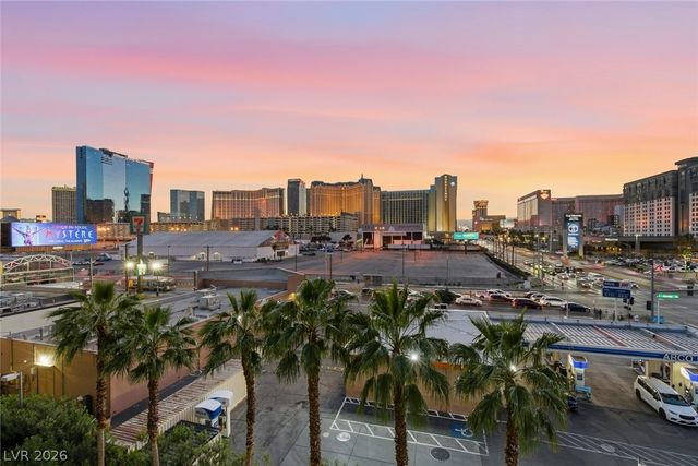 211 East Flamingo Road 304, Las Vegas, NV 89169