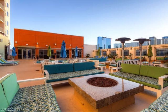 211 East Flamingo Road 304, Las Vegas, NV 89169