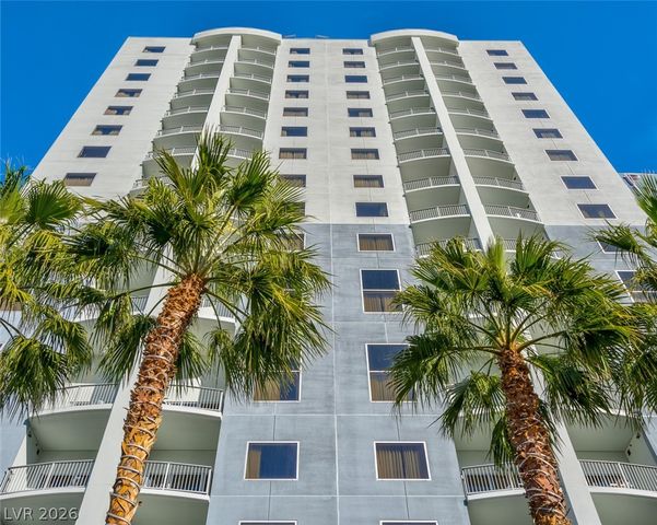 211 East Flamingo Road 304, Las Vegas, NV 89169