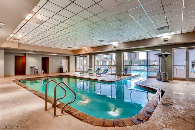 211 East Flamingo Road 304, Las Vegas, NV 89169