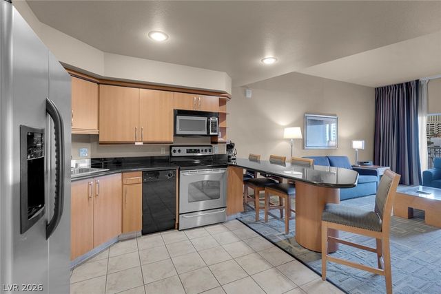 211 East Flamingo Road 304, Las Vegas, NV 89169