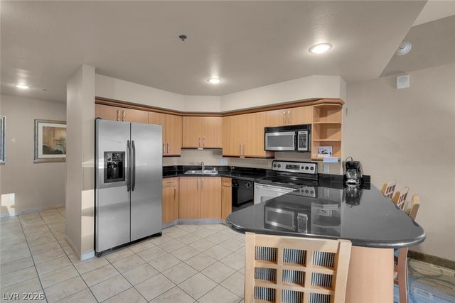 211 East Flamingo Road 304, Las Vegas, NV 89169