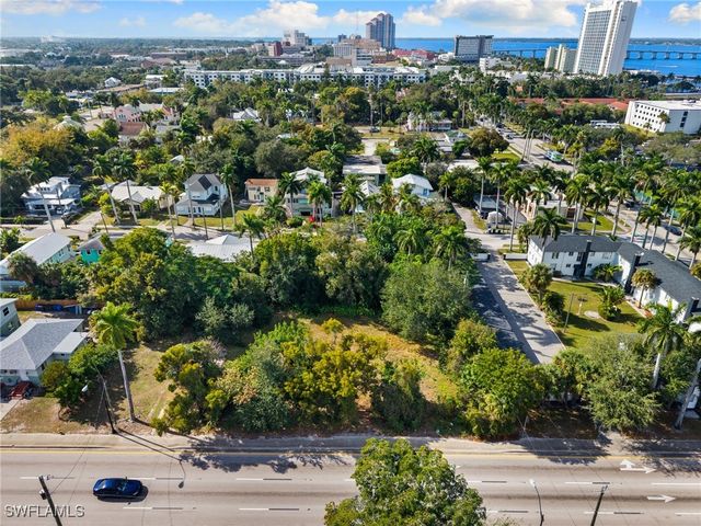 1526 Park AVE, Fort Myers, FL 33901