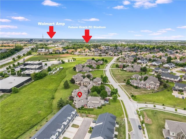 2712 S Everest Avenue, Rogers, AR 72758