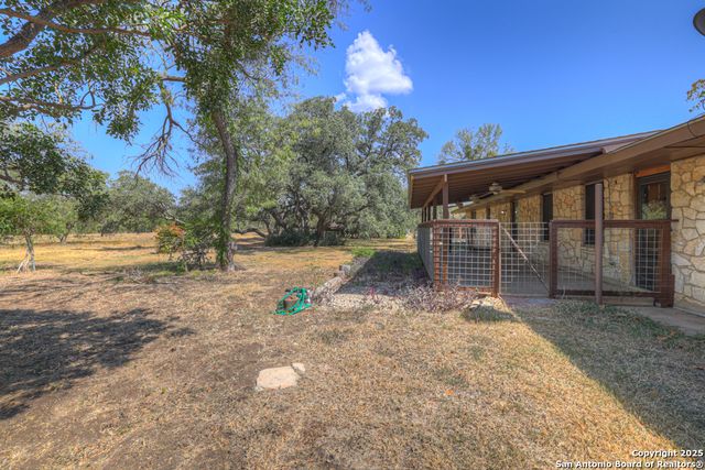 255 Brehm Ln, Cibolo, TX 78108