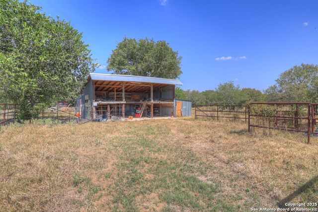255 Brehm Ln, Cibolo, TX 78108