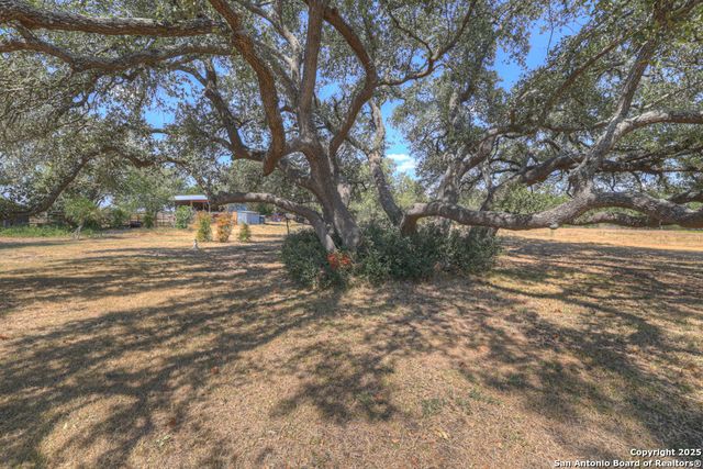 255 Brehm Ln, Cibolo, TX 78108