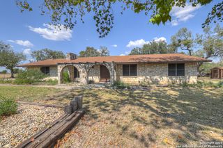 255 Brehm Ln, Cibolo, TX 78108