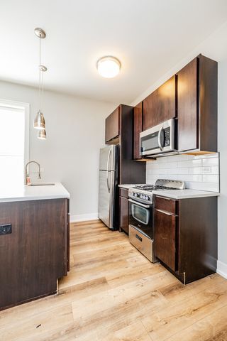 2244 S Sawyer Avenue, Chicago, IL 60623