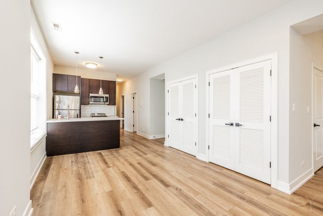 2244 S Sawyer Avenue, Chicago, IL 60623
