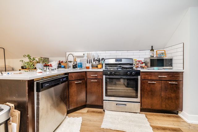 2244 S Sawyer Avenue, Chicago, IL 60623