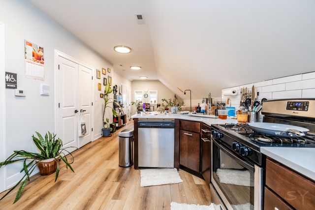 2244 S Sawyer Avenue, Chicago, IL 60623