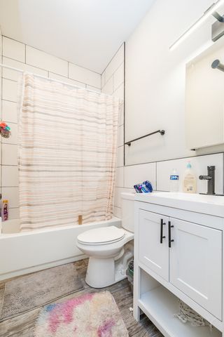 2244 S Sawyer Avenue, Chicago, IL 60623
