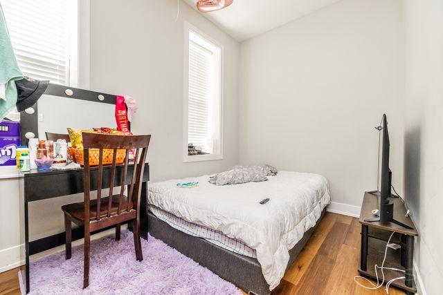 2244 S Sawyer Avenue, Chicago, IL 60623