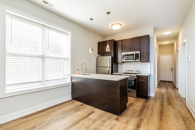 2244 S Sawyer Avenue, Chicago, IL 60623