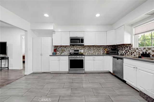 16938 Hartland Street, Van Nuys, CA 91406