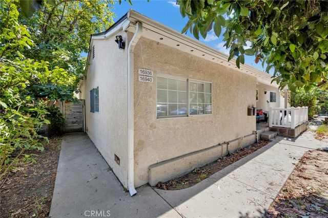 16938 Hartland Street, Van Nuys, CA 91406