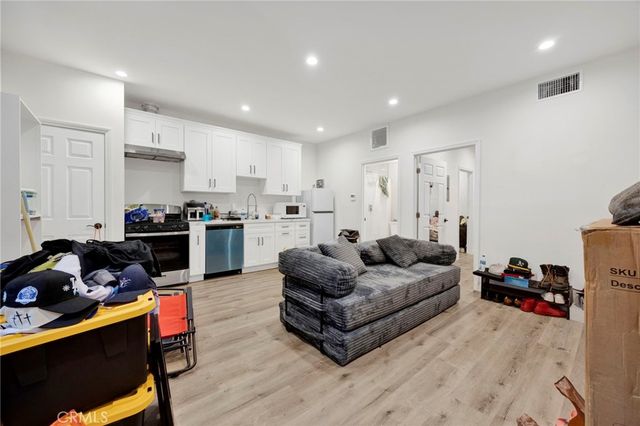 16938 Hartland Street, Van Nuys, CA 91406
