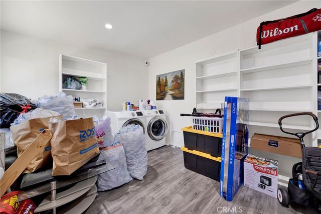 16938 Hartland Street, Van Nuys, CA 91406