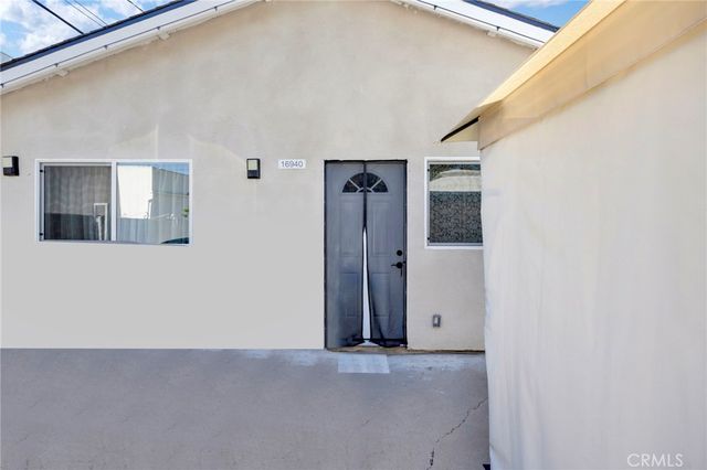 16938 Hartland Street, Van Nuys, CA 91406