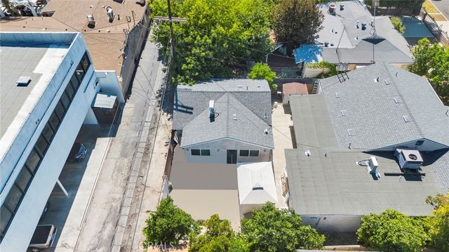 16938 Hartland Street, Van Nuys, CA 91406