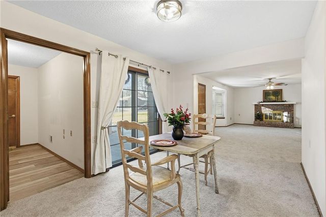 1412 W Stone Boulevard, Raymore, MO 64083