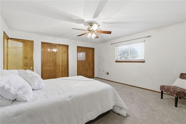 1412 W Stone Boulevard, Raymore, MO 64083