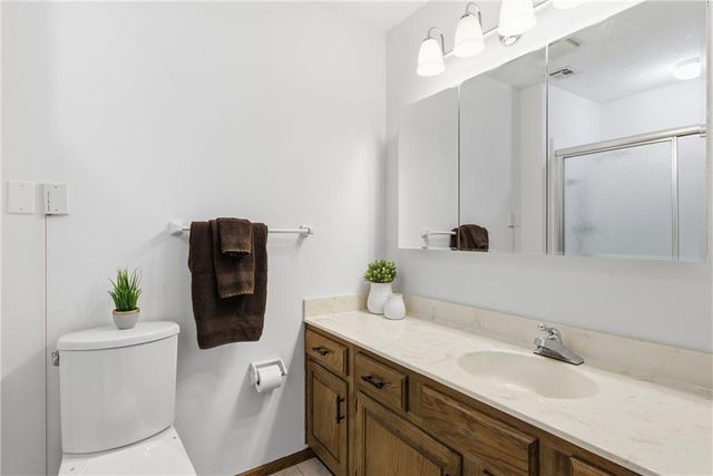 1412 W Stone Boulevard, Raymore, MO 64083