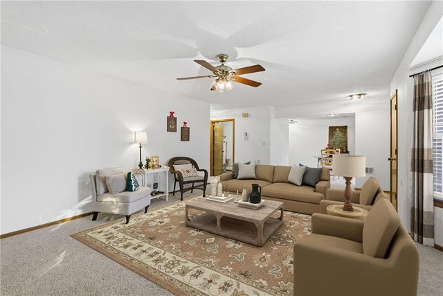 1412 W Stone Boulevard, Raymore, MO 64083