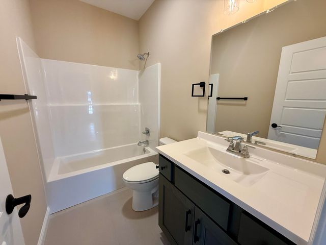 840 Idlewild Lane, Chesterton, IN 46304