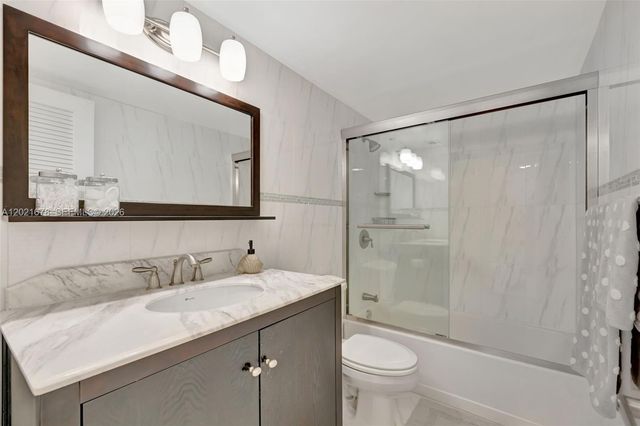 1400 S Ocean Dr 1001, Hollywood, FL 33019